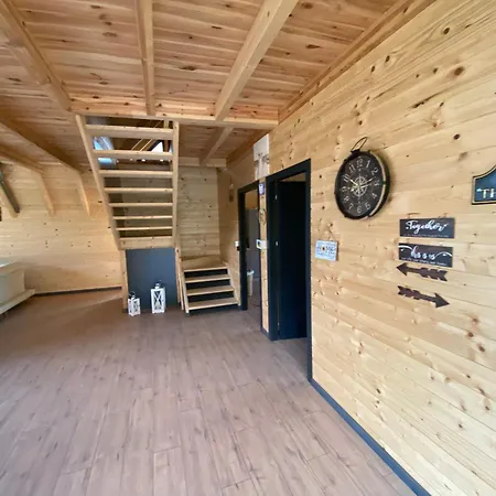 Aurel House * Baks-Rrjoll